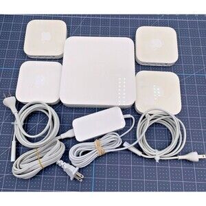 Lot (5) Apple Routes Airport Express Base Stations (4) A1392 (1) A1354 (4) Cords